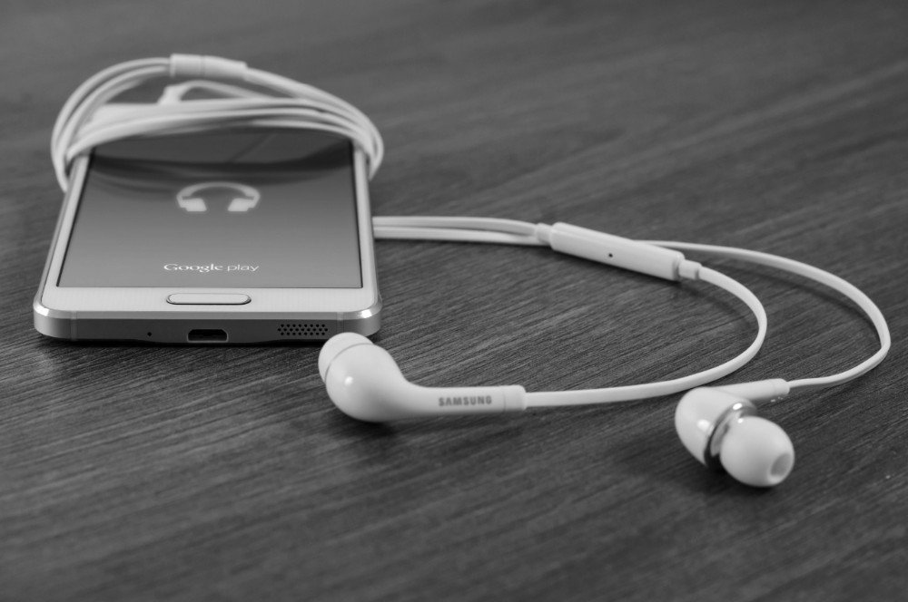 Smartphone med kabel Microwaves